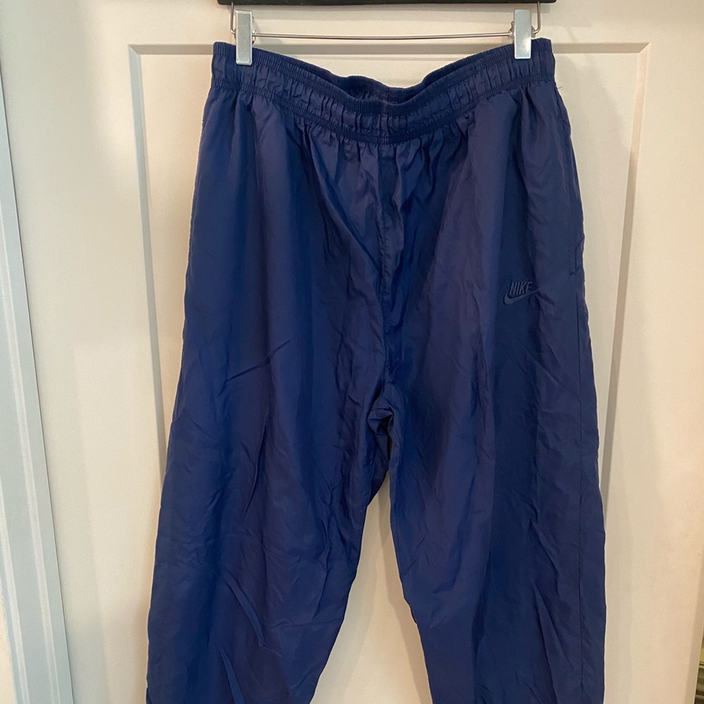 Nike shell joggers large